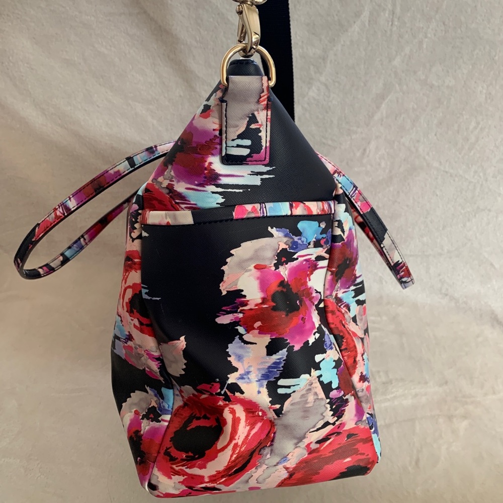 Kate Spade Adaira Laurel Way floral diaper bag - Picture 5 of 16